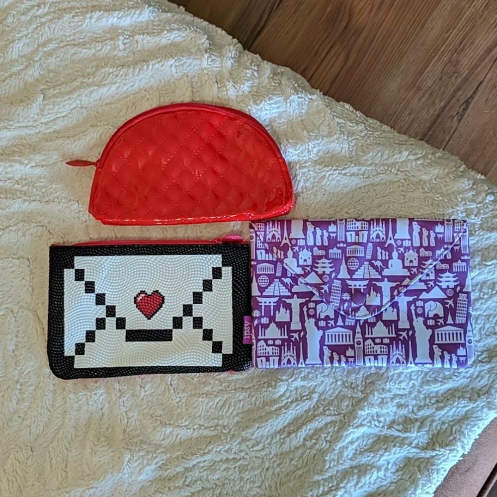 Makeup bag bundle